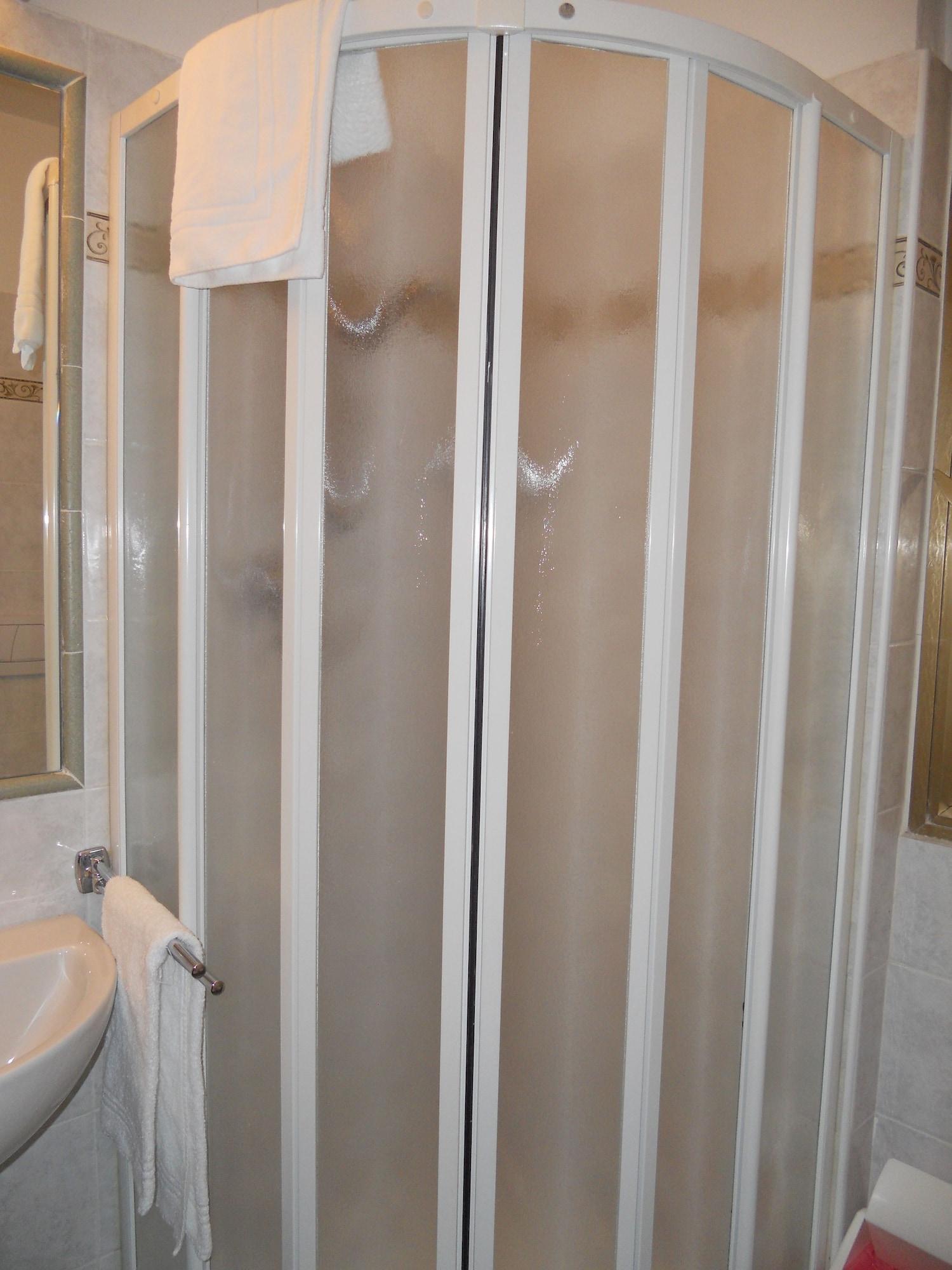 Hotel Nedy Марина-ди-Масса Экстерьер фото